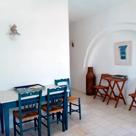 ヴィラ With 2 Bedrooms In With Wonderful Sea View Shared Pool Terrace パロス島
