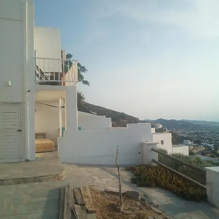 With 2 Bedrooms In With Wonderful Sea View Shared Pool Terrace *