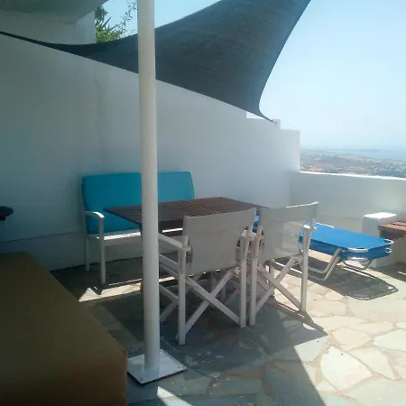 With 2 Bedrooms In With Wonderful Sea View Shared Pool Terrace Páros