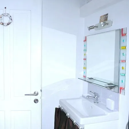 With 2 Bedrooms In With Wonderful Sea View Shared Pool Terrace Páros