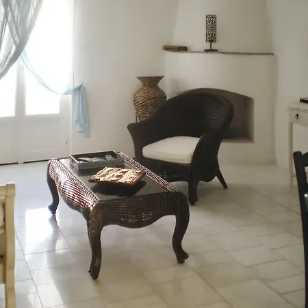 With 2 Bedrooms In With Wonderful Sea View Shared Pool Terrace パロス島